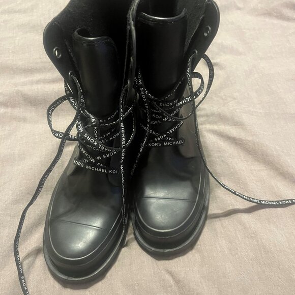 Michael Kors boots - Picture 3 of 4